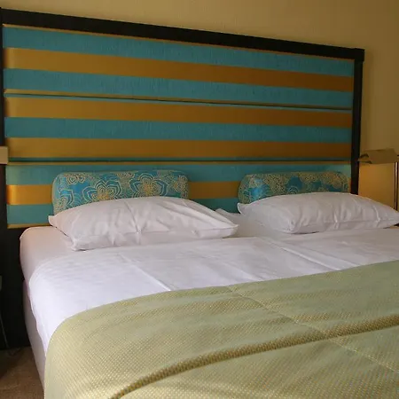 Dormio Wijnhotel Valkenburg 酒店 法尔肯堡