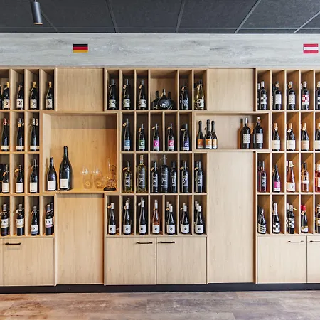 Dormio Wijnhotel Valkenburg 酒店 法尔肯堡