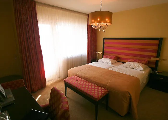 ホテル Dormio Wijnhotel Valkenburg 4*